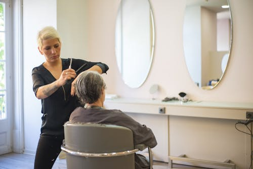 POR QUÉ LA FORMACIÓN CONTINUA ES CLAVE EN ESTÉTICA