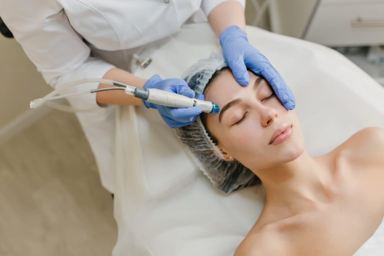 Qué habilidades necesita un profesional de la estética