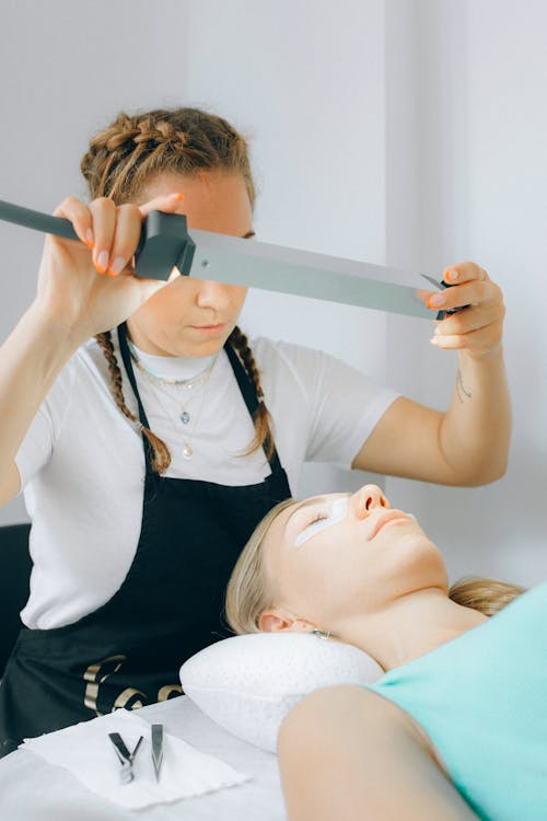 Curso Online Dermaplaning en estética aplicada